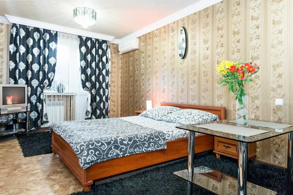 Apartment on Nezalezhnoy Ukrаiny near Intourist Hotel Запоріжжя Екстер'єр фото